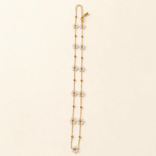 The Daisy Necklace