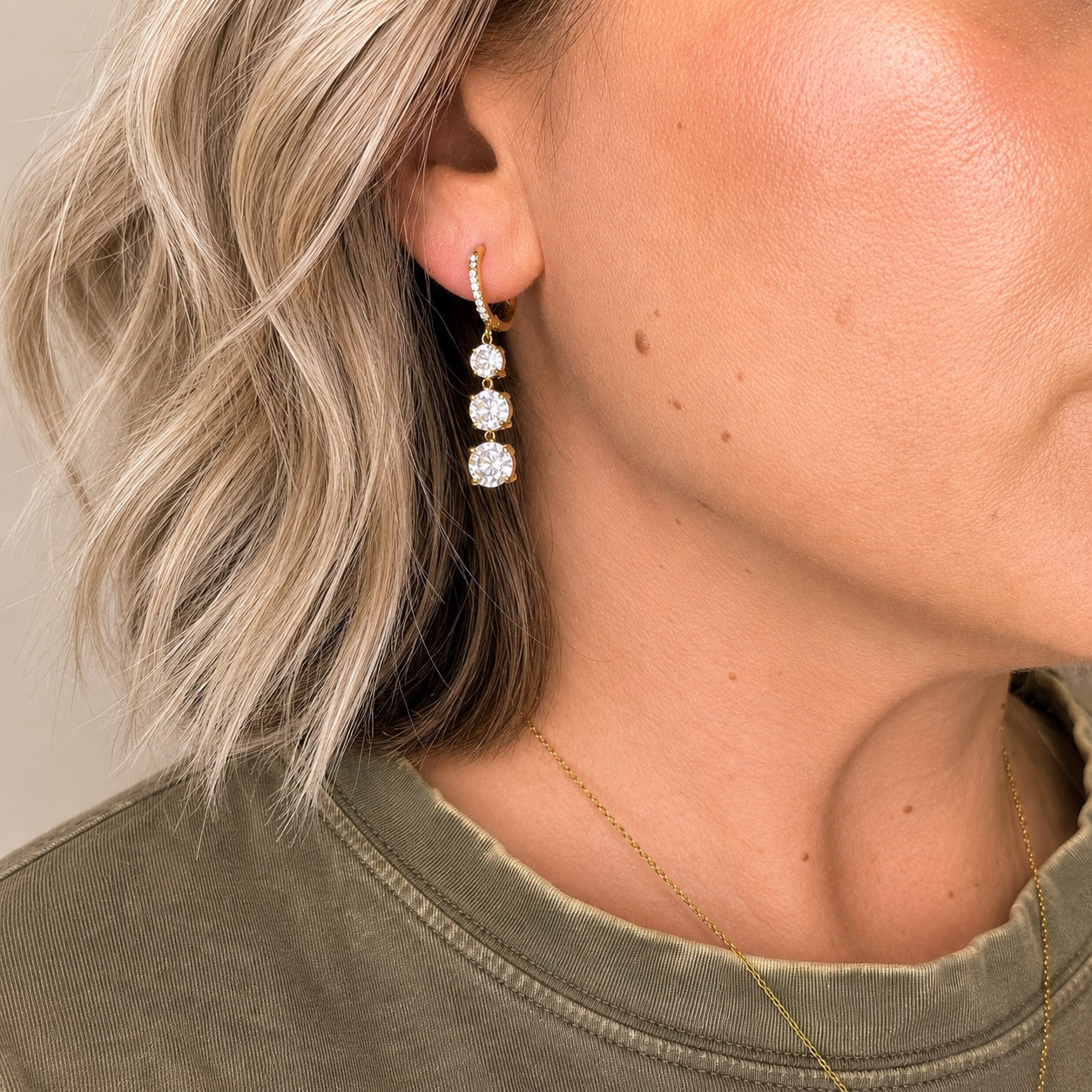 On Repeat Huggie Earrings (Gold)